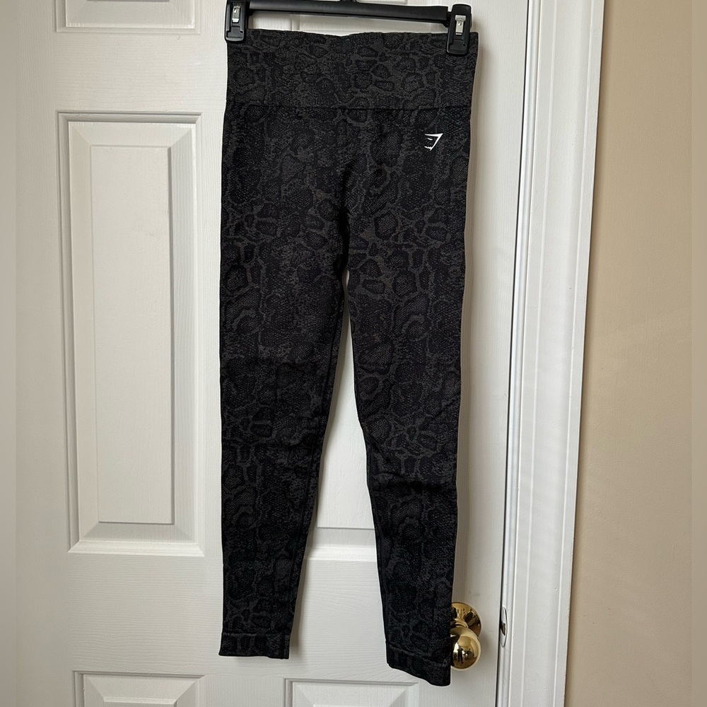 Gymshark Scrunch Seamless Leggings in snake print